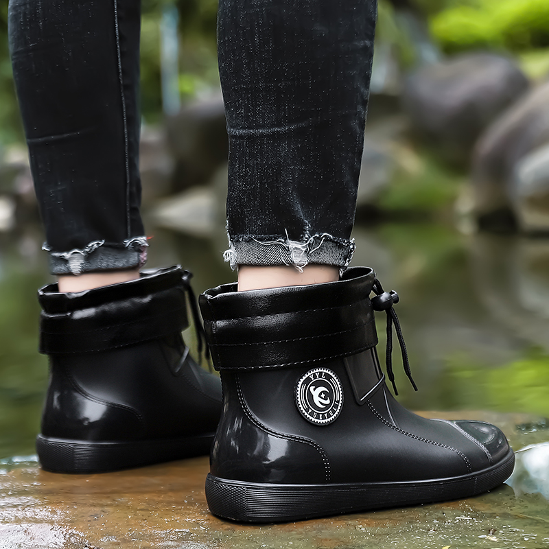 Winter rain shoes fishing equi - Fishing Equipment Basic ulasan dan harga
